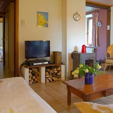 La Petite Maison Six Planes