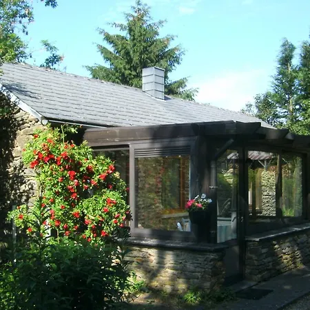 La Petite Maison Six Planes